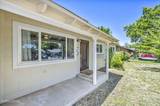 218 Albany Avenue