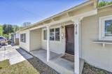 218 Albany Avenue