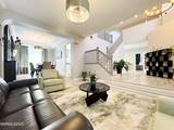 6726 Runnymede Drive