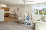 1241 W Newlands Drive