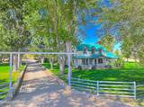 432-250 Constantia Road