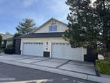 2511 Simons Court