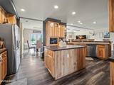 2900 Van Diest Road