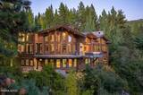951 Divot Court
