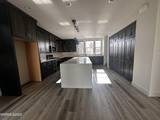 1326 Little Lane