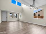 3592 Oakridge Drive
