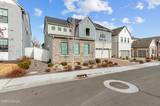 715 W Pleasant Oak Trail