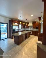 2795 W Lake Ridge