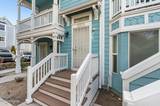 2205 Grosvenor Park Place