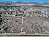 13 E HWY 95A