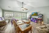 1417 Ken Lane