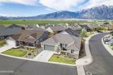 739 E Cottage Loop