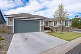 739 E Cottage Loop
