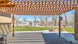 1400 Golden Park Way