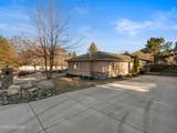 2555 S Wellington