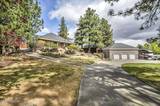 3704 Lakeview Road