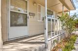 800 W 5th Street