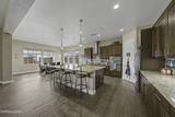 11725 Paradise View Drive