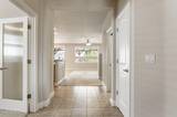 913 Lakeview Drive