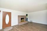 10 E J Street