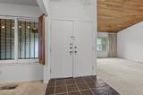 4960 Lakeside Drive