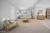 843 Silver Way