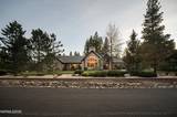 102 W Willis Lane