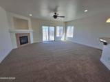 800 Canary Circle