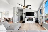 3320 Moon Lane
