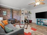 2530 Henning Lane