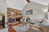 1593 York Way