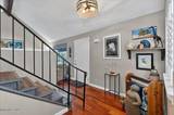 1593 York Way