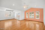 1100 Venturacci Lane