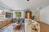3929 Kings Row