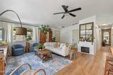 3929 Kings Row