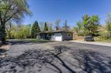 700 Twin Lakes Drive