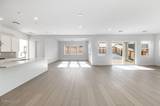 520 Hutchinson Drive #Willows 98