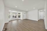 136 York Way