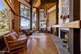 994 Skyland Drive