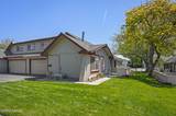1637 York Way