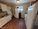 15 W Front Street