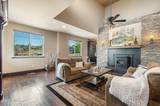 5764 Carl Dr Drive