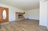 10 E J Street