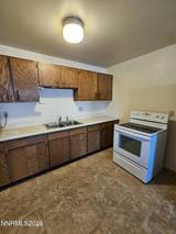 1235 W Newlands Drive