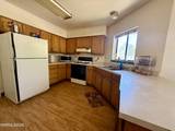 957 Ronald Way