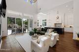 6110 S Pleasant Oak Trail