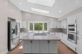 2725 W Lake Ridge Shores Court