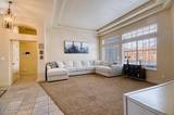 2560 Carriage Crest Drive