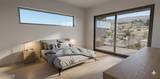 3300 Thornhill Drive
