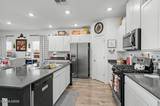 1085 Tamarack Court